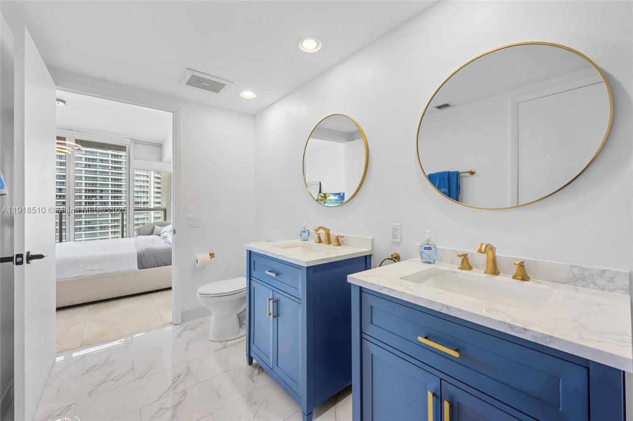 Real estate property located at 485 Brickell Ave #3503, Miami-dade, Icon Brickell Condo No 3, Miami, FL
