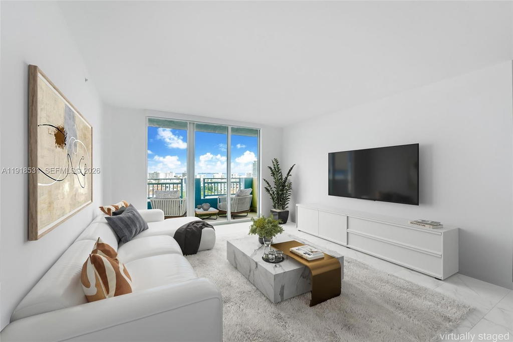 Real estate property located at 90 Alton Rd #1209, Miami-dade, Yacht Club At Portofino, Miami Beach, FL