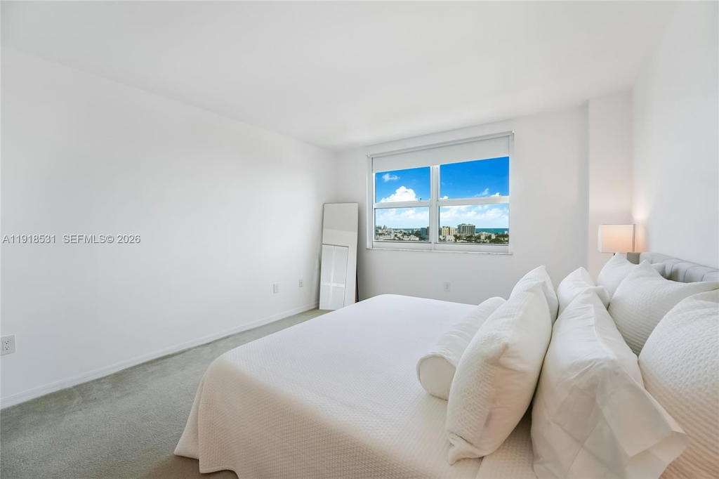 Real estate property located at 90 Alton Rd #1209, Miami-dade, Yacht Club At Portofino, Miami Beach, FL