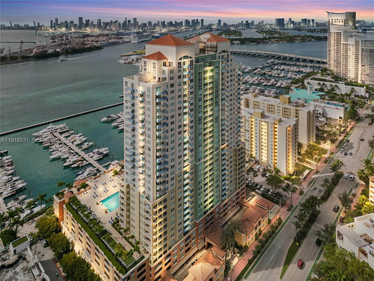 Real estate property located at 90 Alton Rd #1209, Miami-dade, Yacht Club At Portofino, Miami Beach, FL