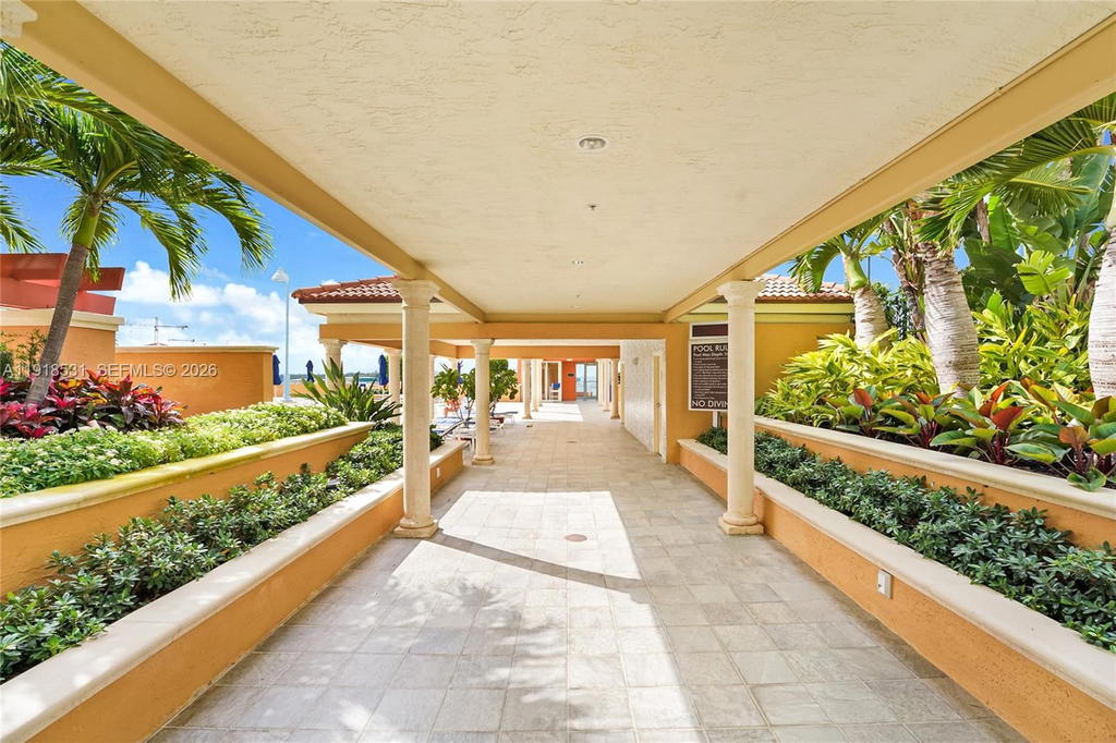 Real estate property located at 90 Alton Rd #1209, Miami-dade, Yacht Club At Portofino, Miami Beach, FL