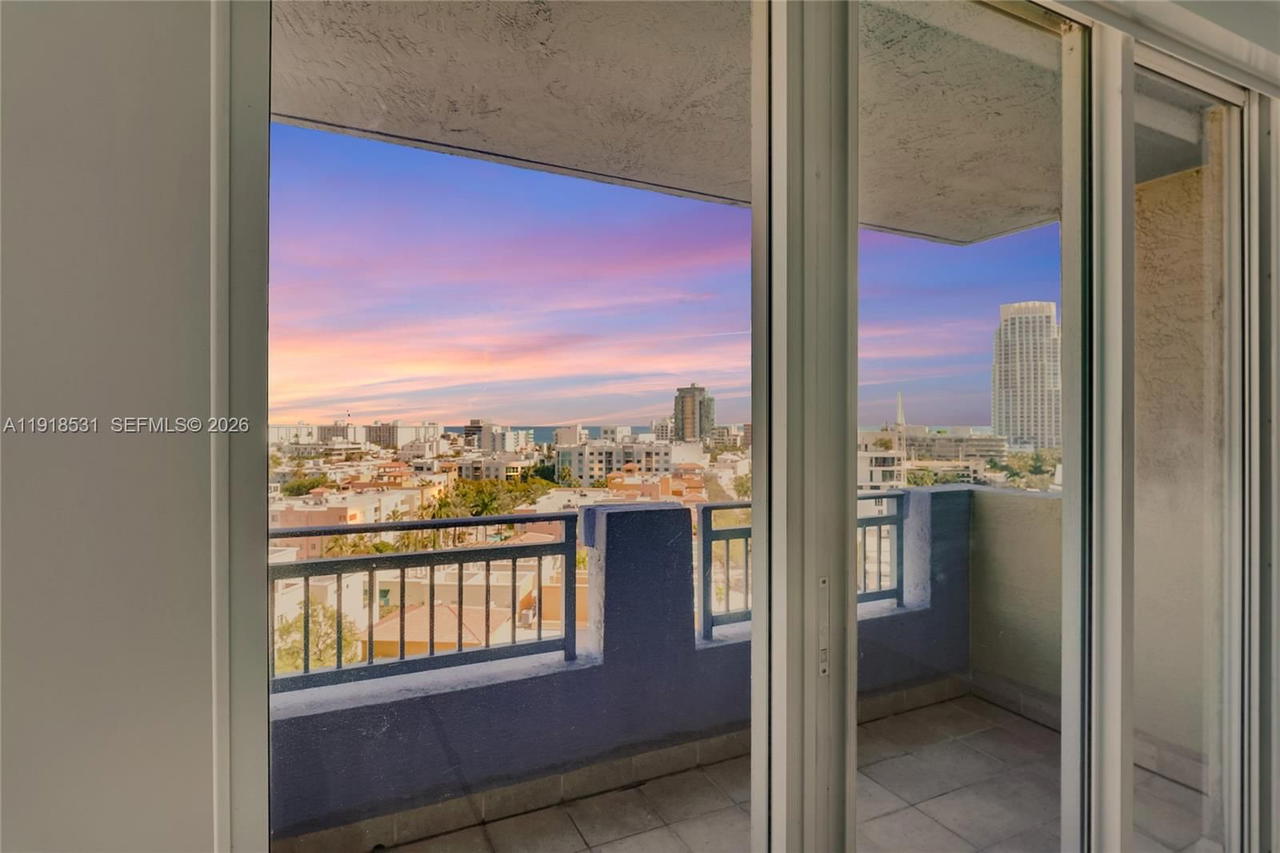 Real estate property located at 90 Alton Rd #1209, Miami-dade, Yacht Club At Portofino, Miami Beach, FL
