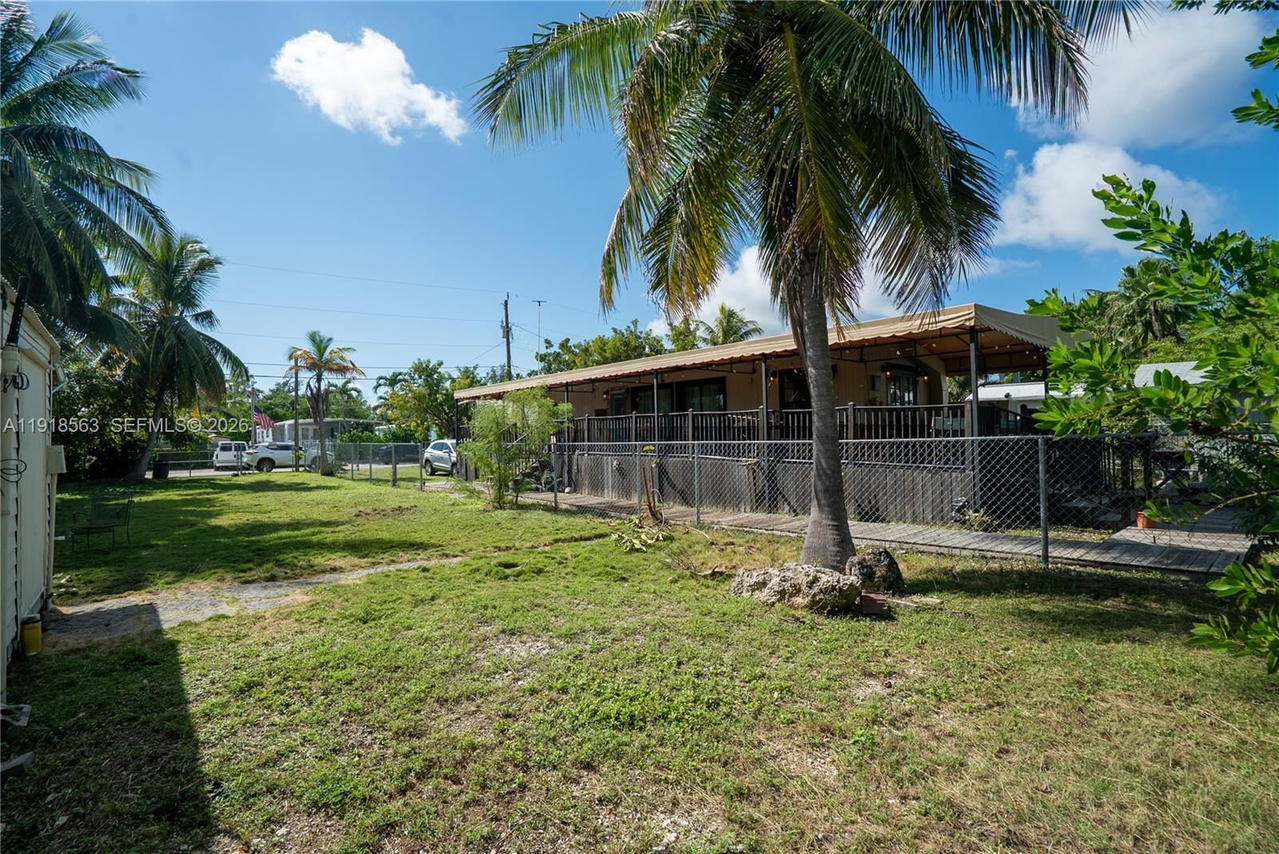 Real estate property located at 561 Gordon Cir, Monroe, Bermuda Shores Amd, Key Largo, FL