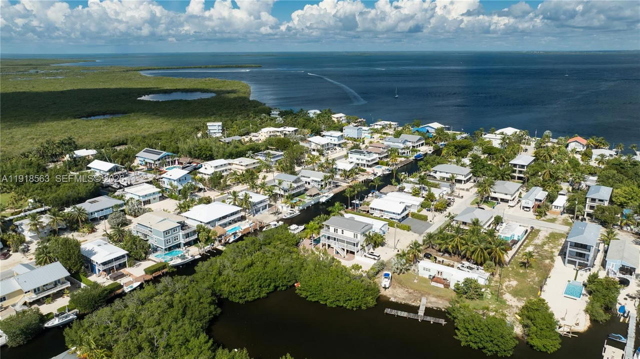 Real estate property located at 561 Gordon Cir, Monroe, Bermuda Shores Amd, Key Largo, FL