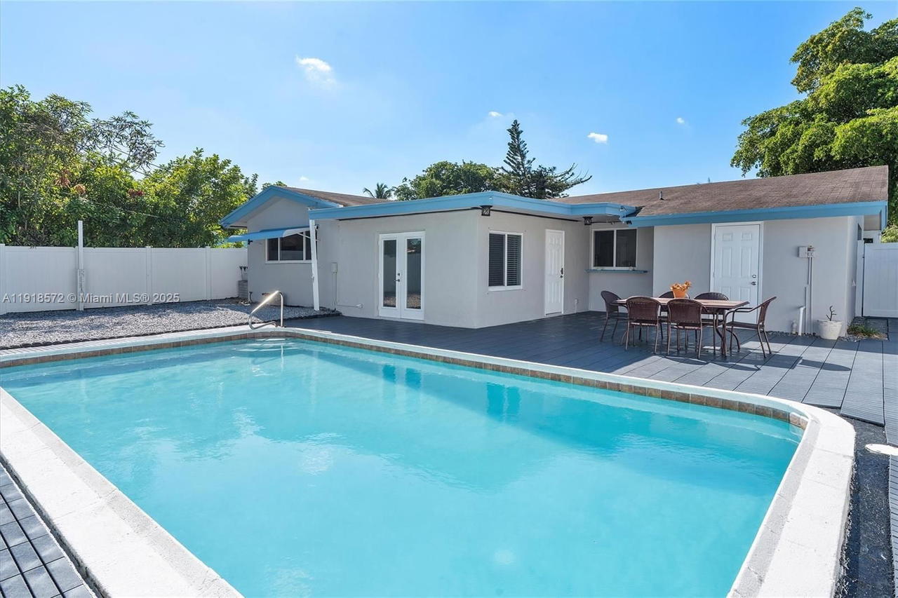 Real estate property located at 2012 11th Ave, Broward, Hillmont-middle River Vis, Fort Lauderdale, FL