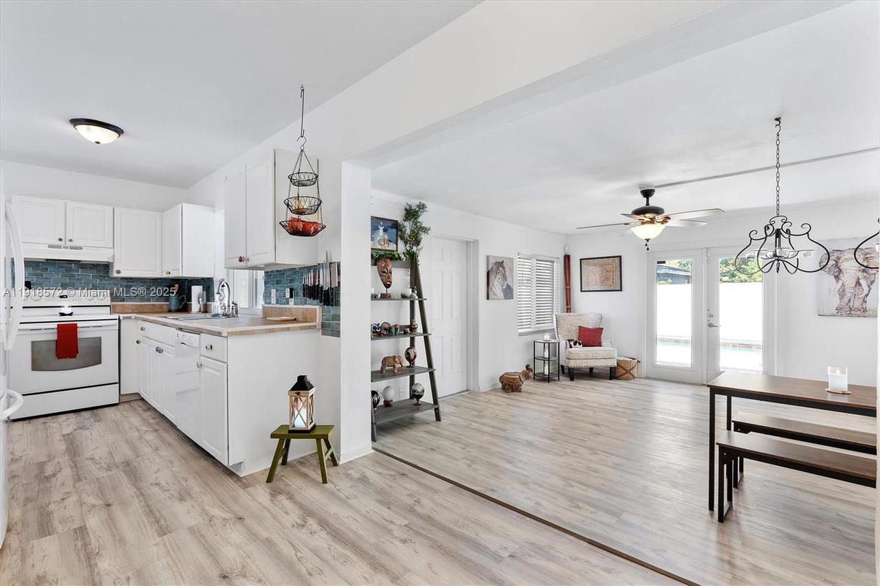 Real estate property located at 2012 11th Ave, Broward, Hillmont-middle River Vis, Fort Lauderdale, FL