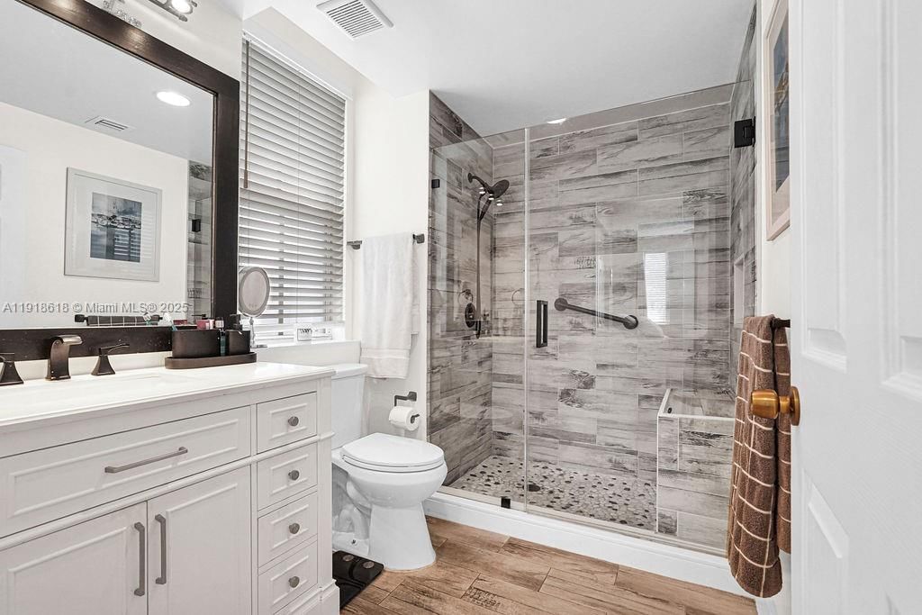 Real estate property located at 6801 44th St #101, Miami-dade, Gables Court Condo, Miami, FL