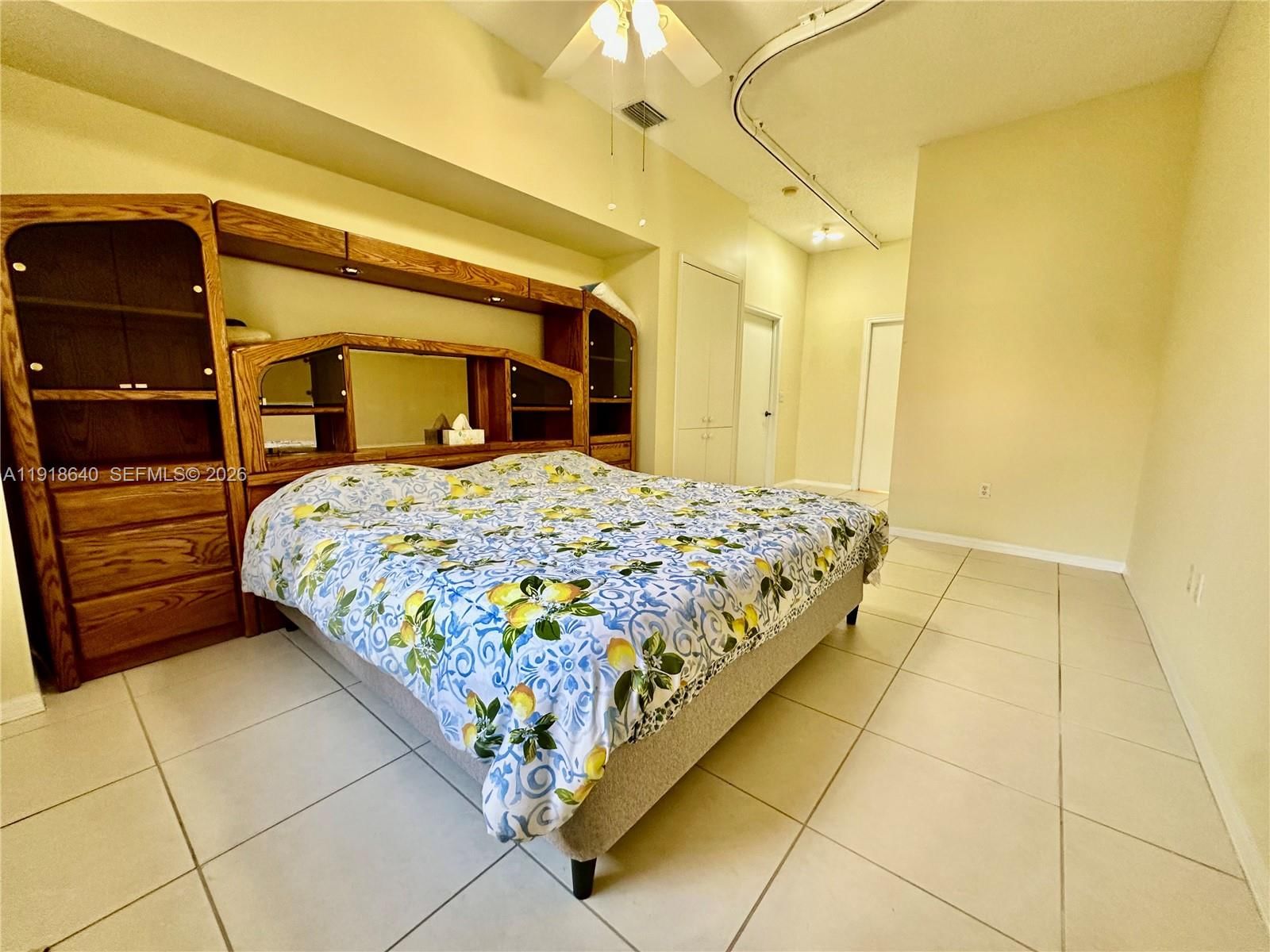 Real estate property located at 2635 5th Ct, Miami-dade, Keys-gate No 1, Homestead, FL