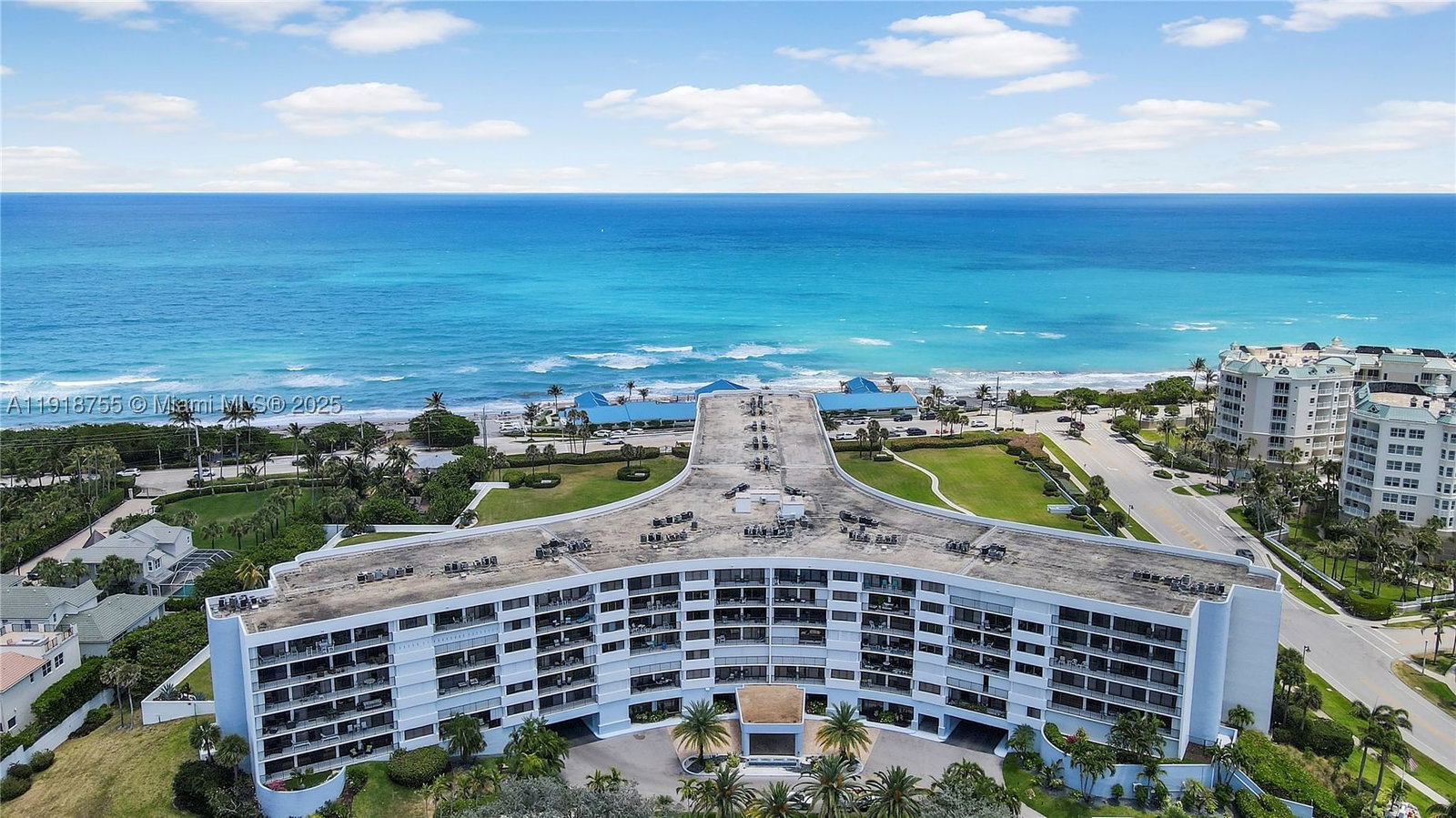 Real estate property located at 1300 Highway A1a #227, Palm Beach, Oceancrest Condo Apts, Jupiter, FL