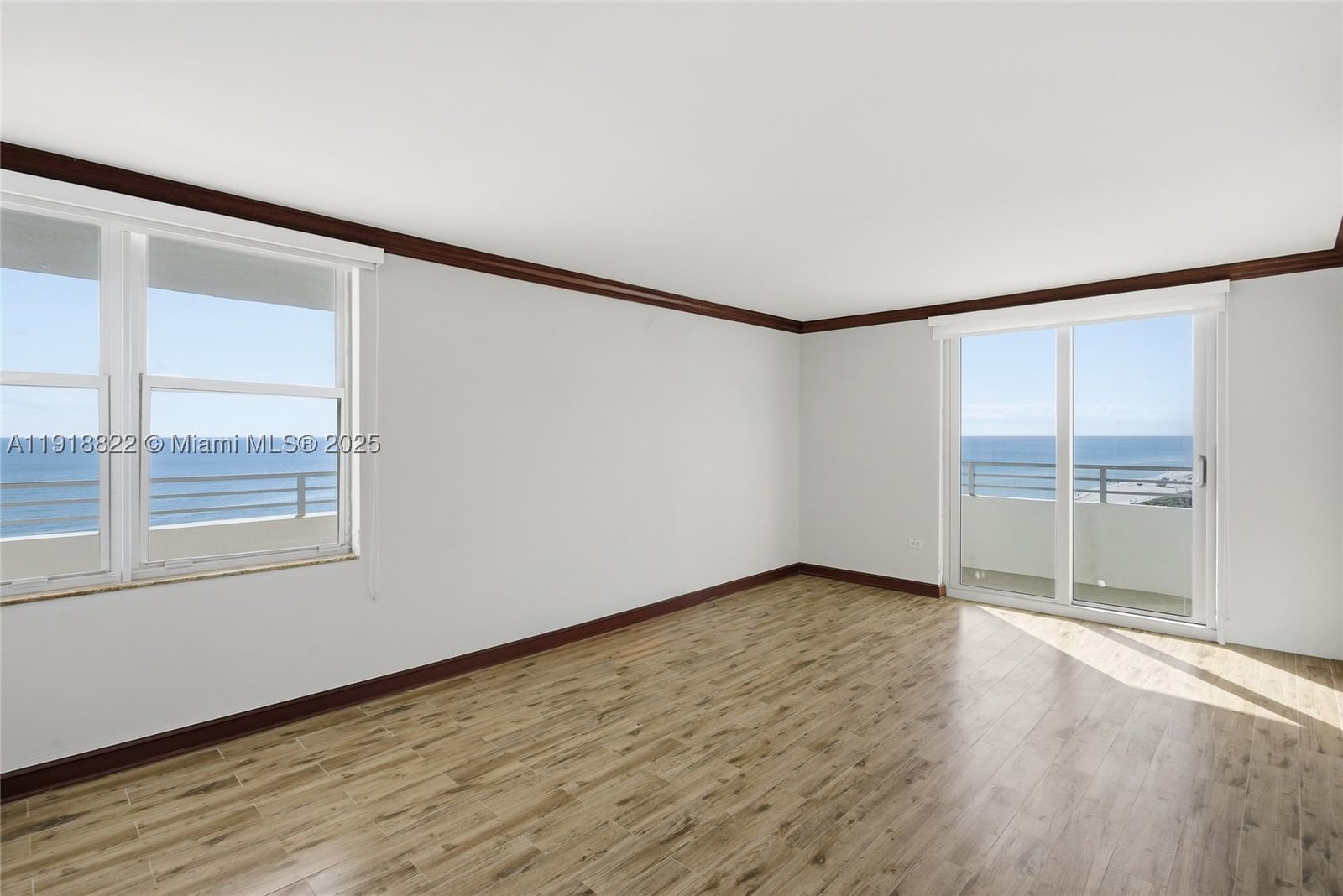 Real estate property located at 5555 Collins Ave #12N, Miami-dade, Oceanside Plaza Condo, Miami Beach, FL