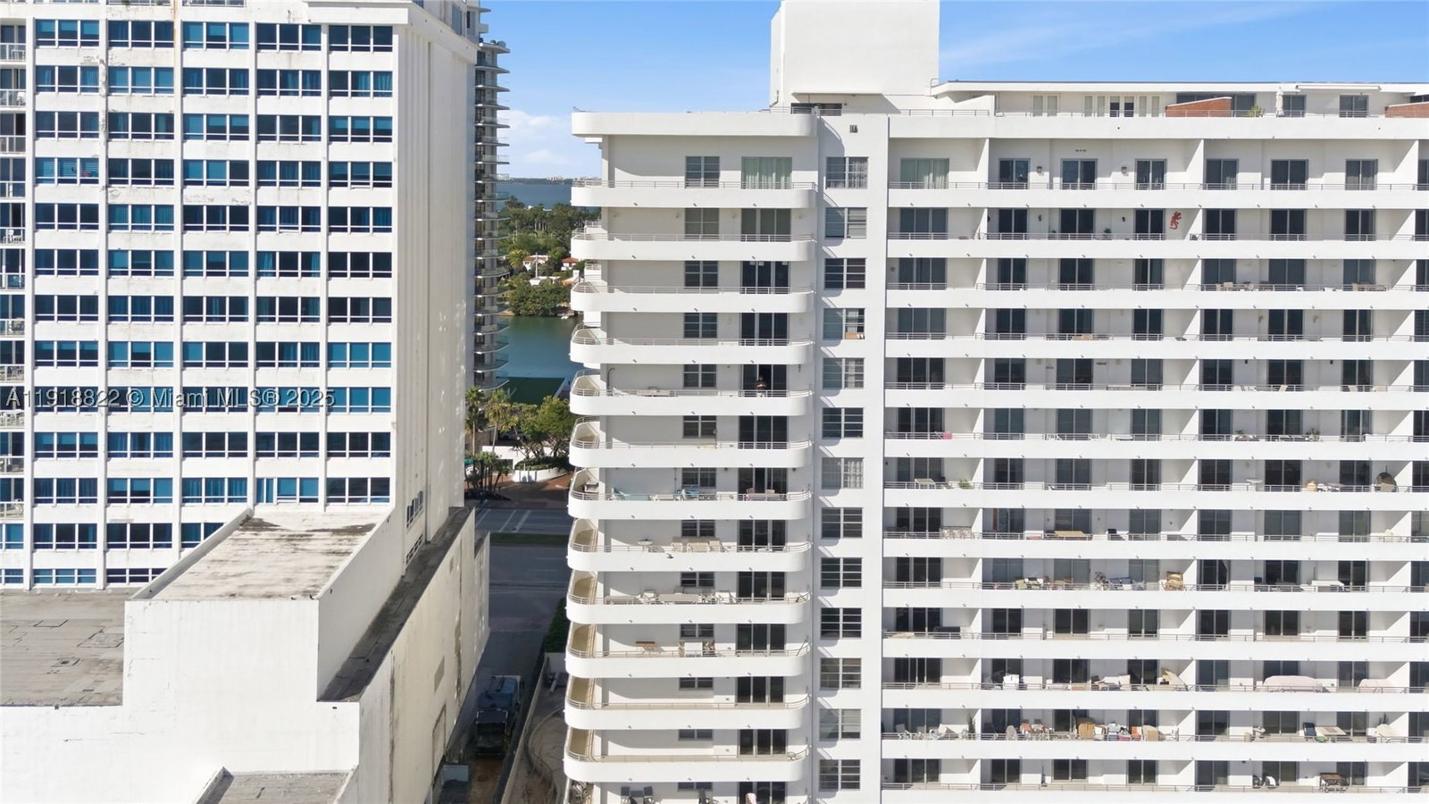 Real estate property located at 5555 Collins Ave #12N, Miami-dade, Oceanside Plaza Condo, Miami Beach, FL