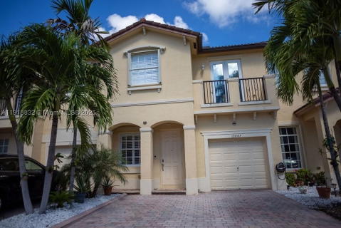 Real estate property located at 12847 133rd St, Miami-dade, Courts At Tuscany, Miami, FL