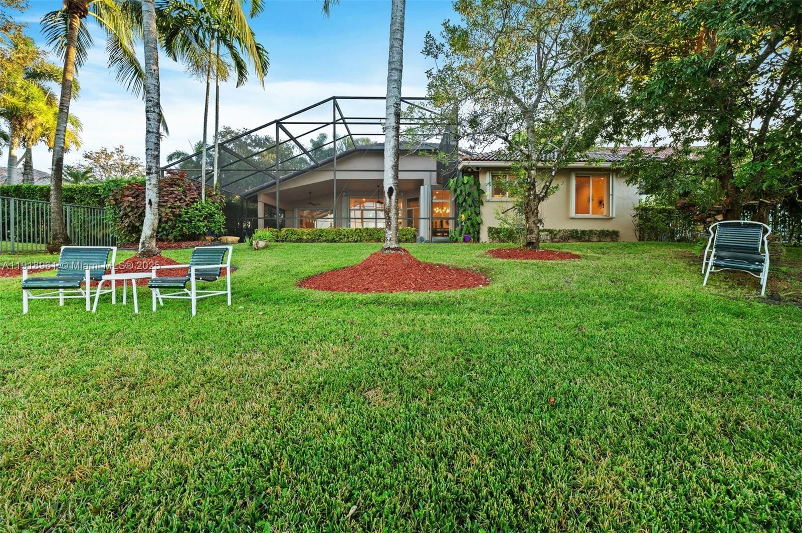 Real estate property located at 3058 Lakewood Dr, Broward, Lakewood In Weston Hills, Weston, FL