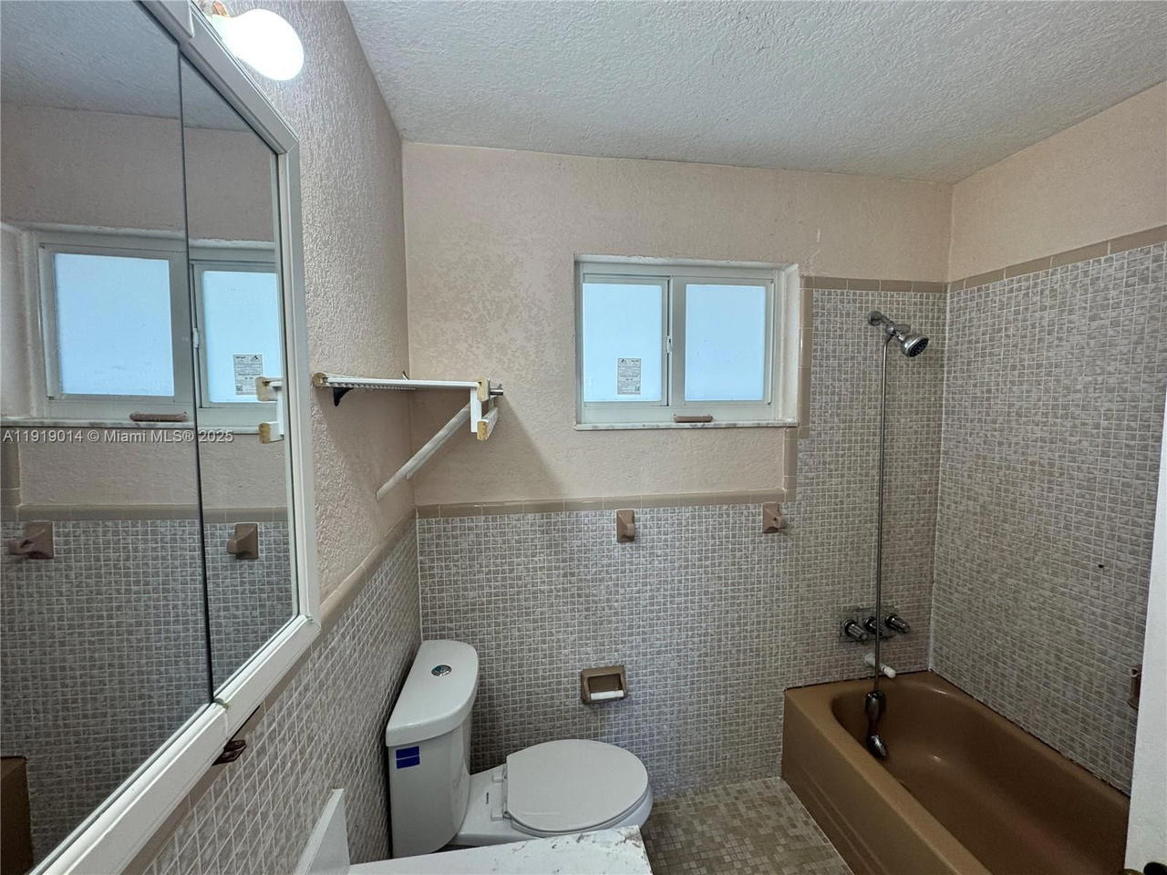 Real estate property located at 19255 2nd Ave #2218, Miami-dade, Star Lake North Nautilus, Miami, FL