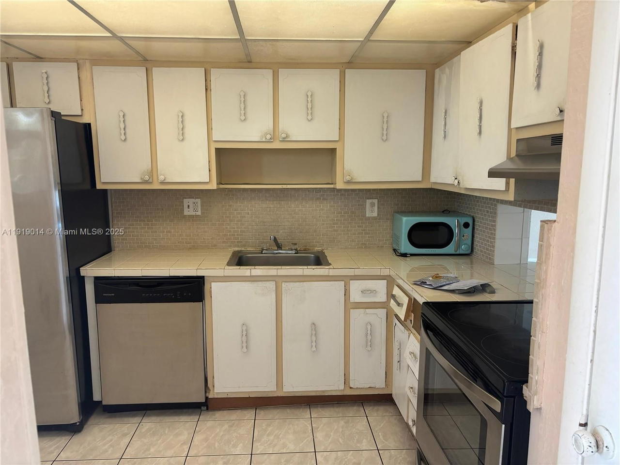 Real estate property located at 19255 2nd Ave #2218, Miami-dade, Star Lake North Nautilus, Miami, FL