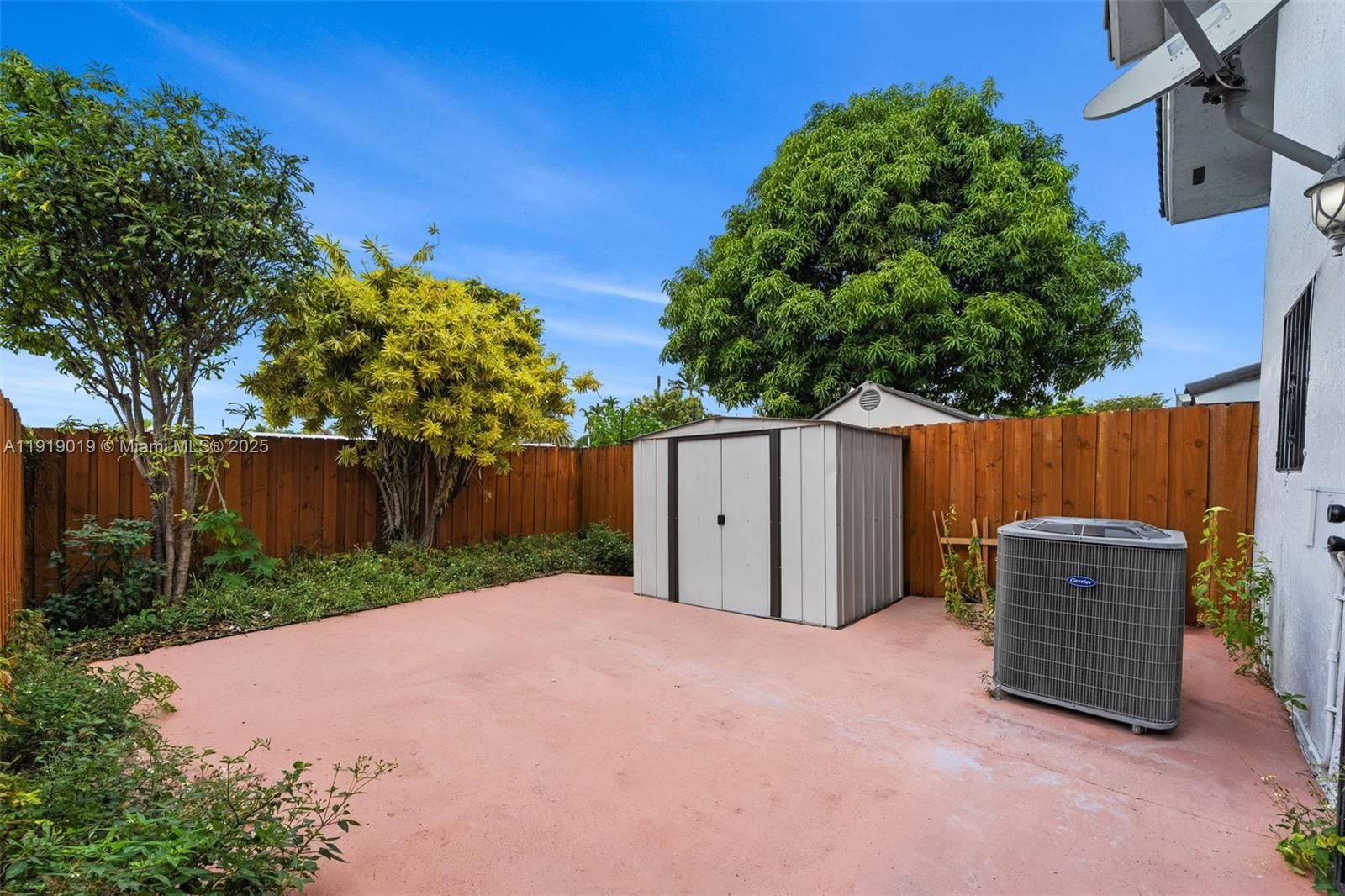 Real estate property located at 10936 7th St #1003, Miami-dade, Patio Grande Townhomes Co, Miami, FL