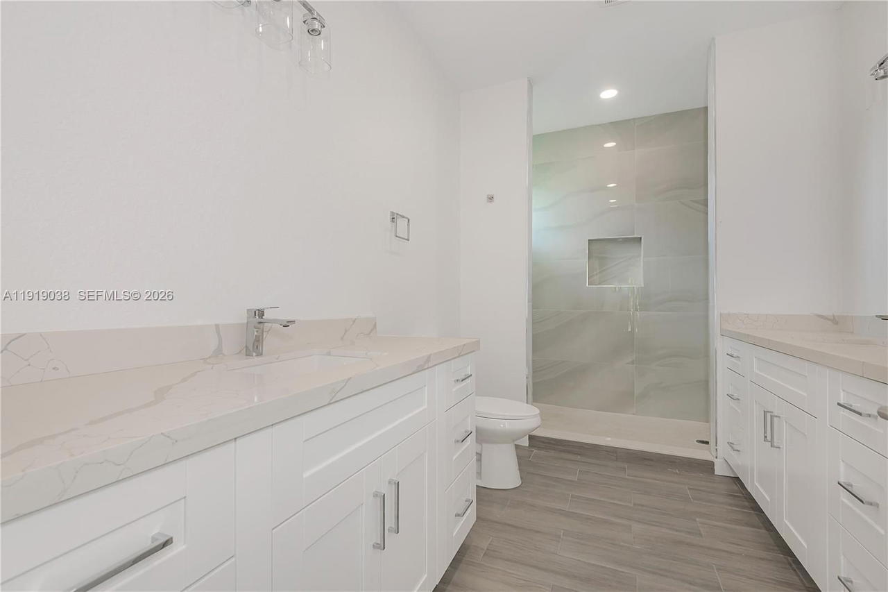 Real estate property located at 745 36th St, Broward, Oakland Park Second Add, Oakland Park, FL