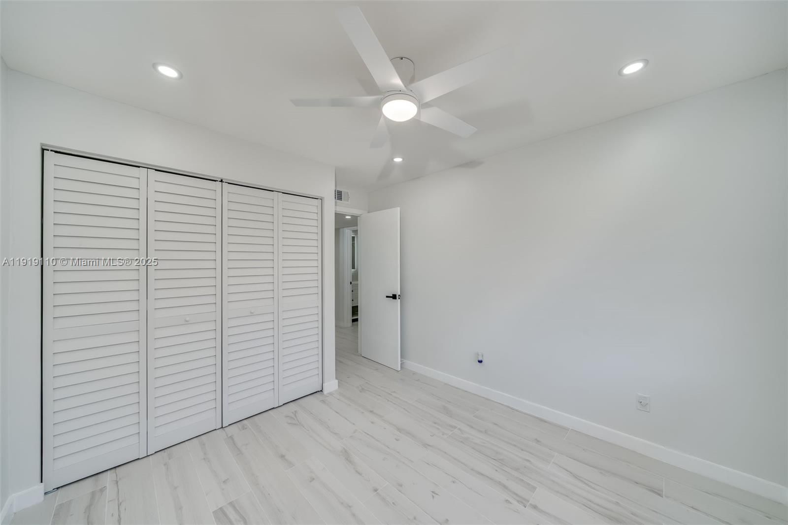 Real estate property located at 4155 66th Ter #104, Broward, Brentwood West Townhouses, Davie, FL