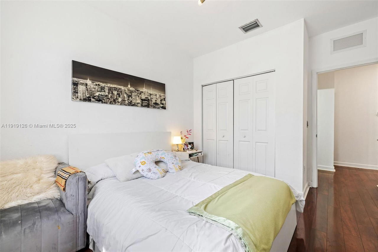 Real estate property located at 8780 116th Path, Miami-dade, St Moritz Estates, Doral, FL
