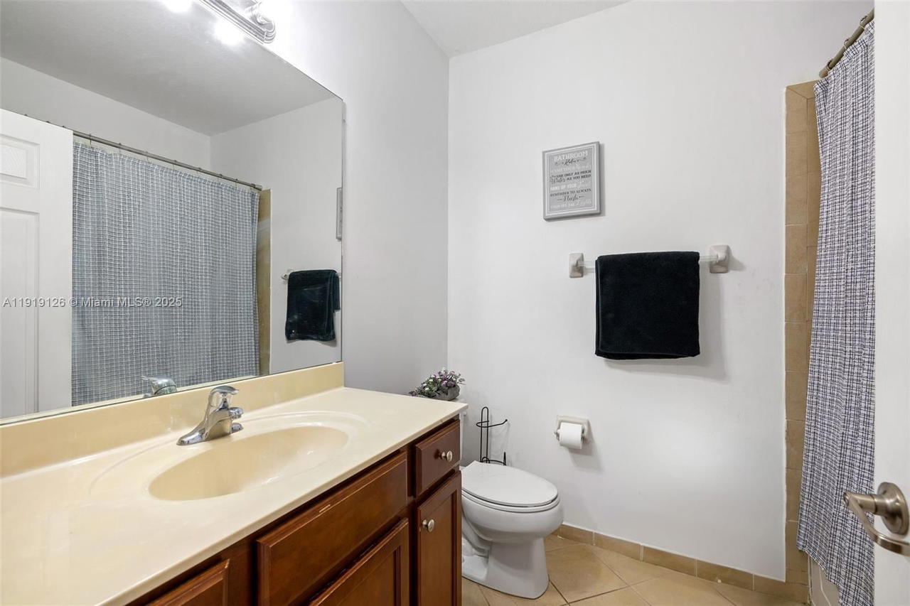 Real estate property located at 8780 116th Path, Miami-dade, St Moritz Estates, Doral, FL