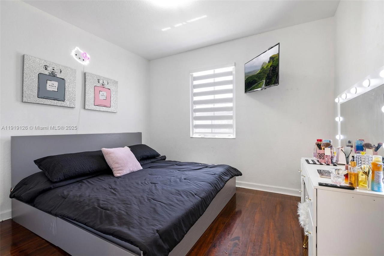 Real estate property located at 8780 116th Path, Miami-dade, St Moritz Estates, Doral, FL