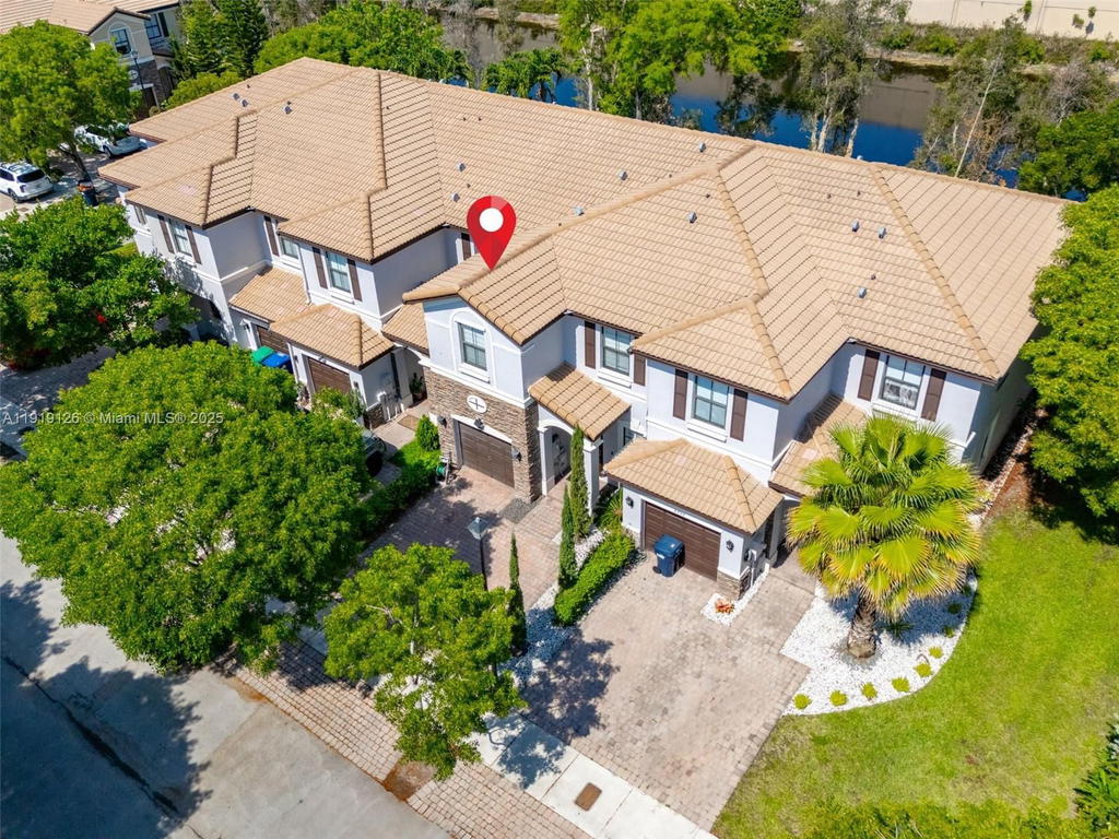 Real estate property located at 8780 116th Path, Miami-dade, St Moritz Estates, Doral, FL