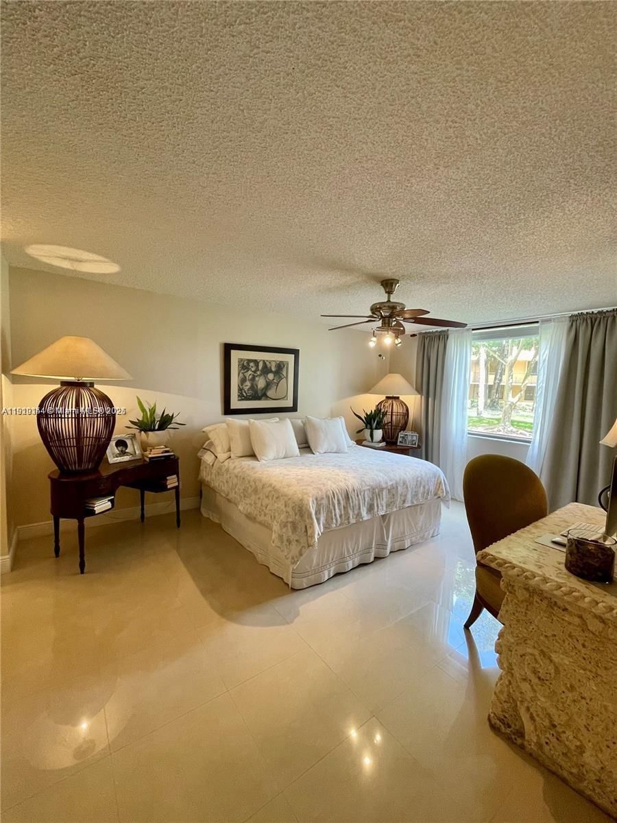 Real estate property located at 8592 Sunrise Blvd #111, Broward, Jacaranda Heights Condo, Plantation, FL
