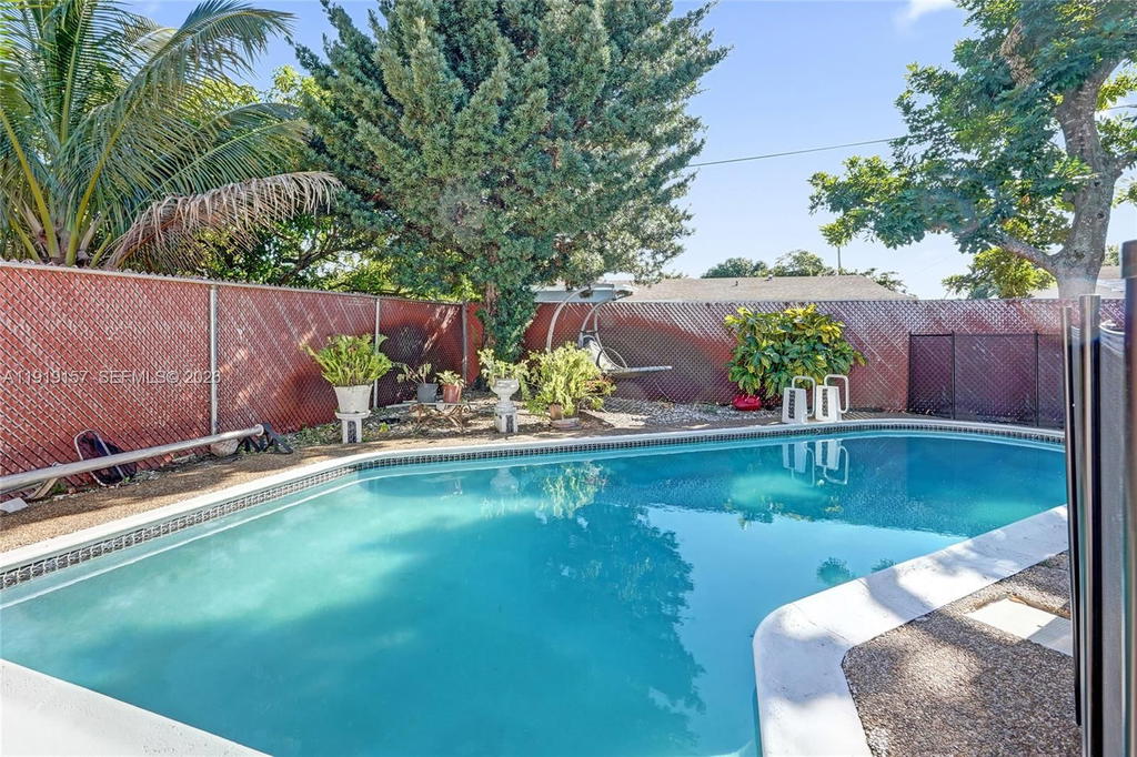 Real estate property located at 6100 15th St, Broward, Sunrise Golf Village Sec, Sunrise, FL