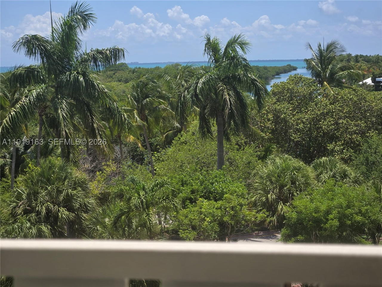 Real estate property located at 1121 Crandon Blvd D404, Miami-dade, Towers Of Key Biscayne Co, Key Biscayne, FL