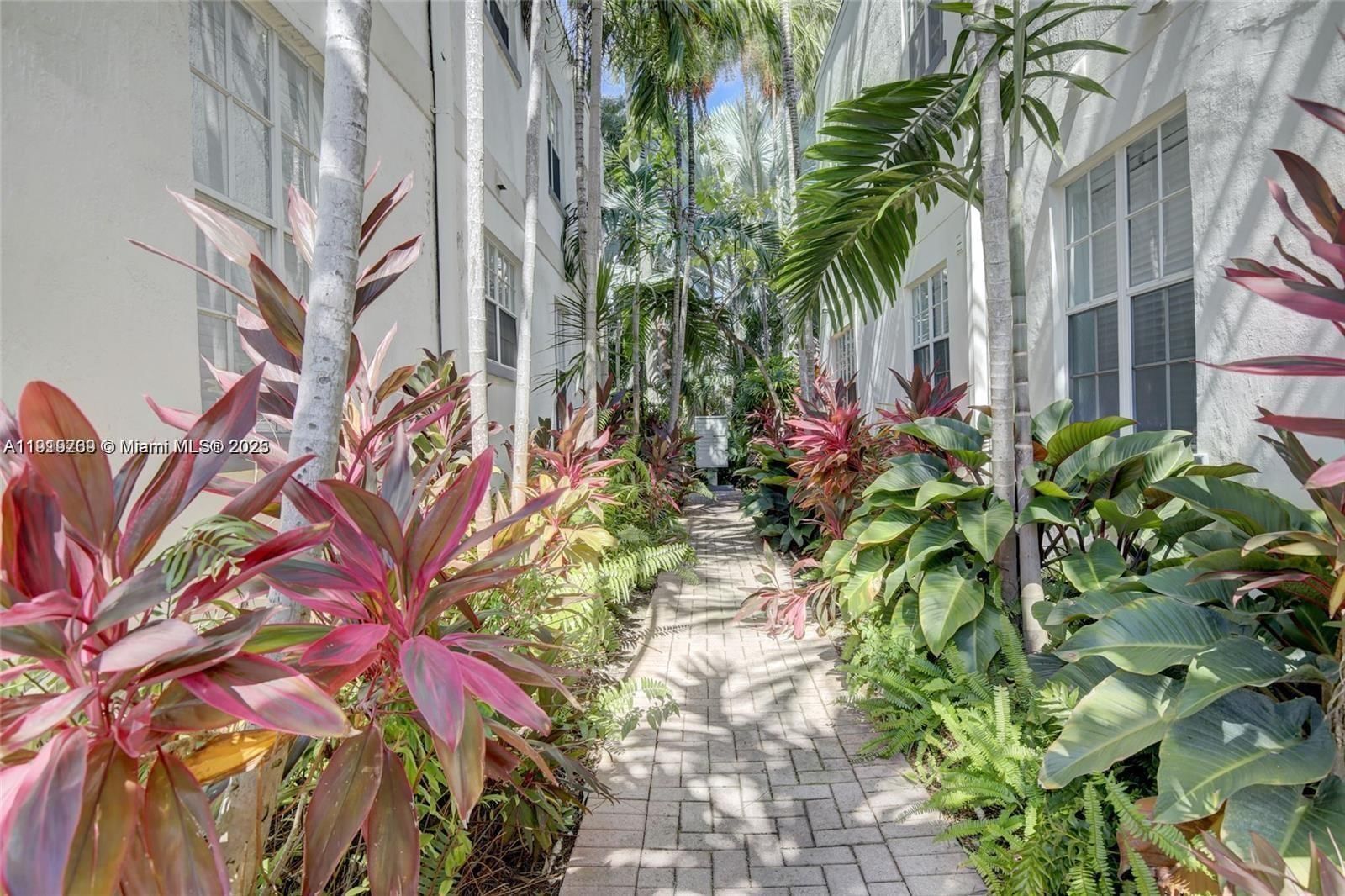 Real estate property located at 1127 Euclid Ave #206, Miami-dade, Arvilla Condo, Miami Beach, FL