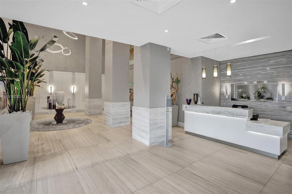Real estate property located at 2301 Ocean Dr #1204, Broward, Catania Condo, Hollywood, FL