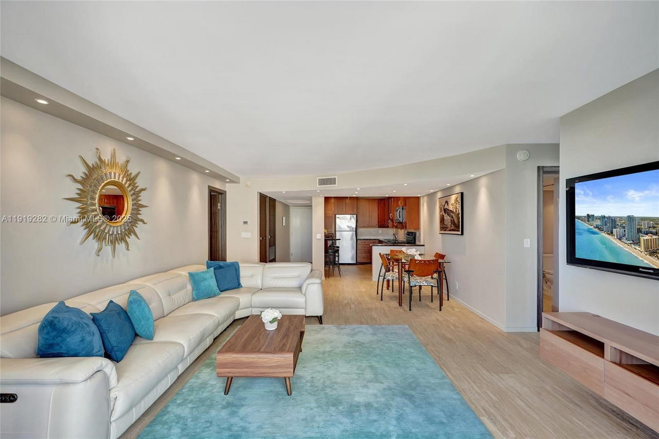 Real estate property located at 2301 Ocean Dr #1204, Broward, Catania Condo, Hollywood, FL