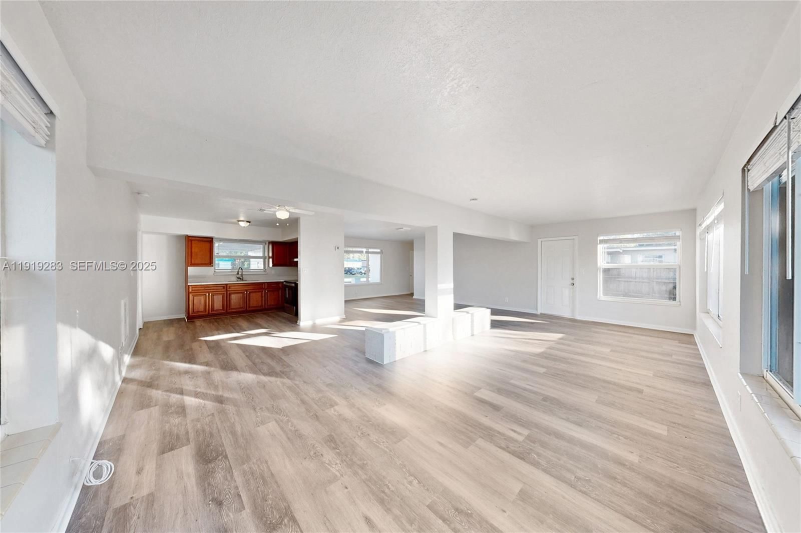 Real estate property located at 1111 39th Ave, Broward, Melrose Park Sec 7, Fort Lauderdale, FL