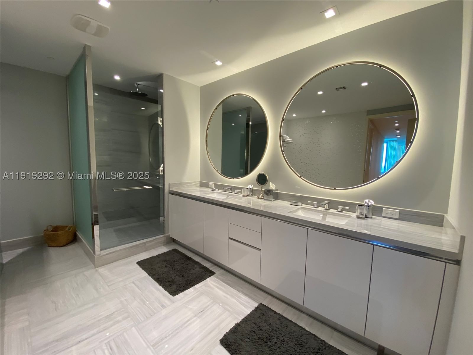 Real estate property located at 16901 Collins Ave #2203, Miami-dade, Jade Signature Condo, Sunny Isles Beach, FL