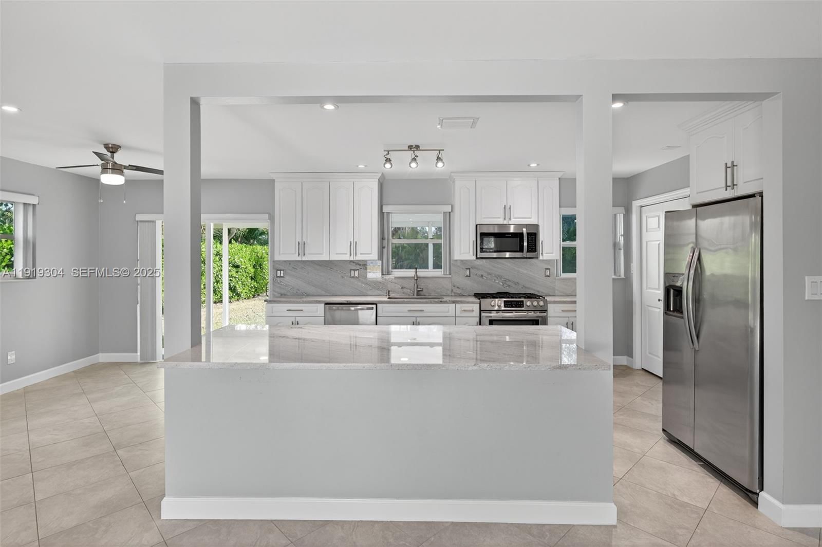 Real estate property located at 6255 62nd Ct, Miami-dade, Twin Lake Manor Sub, South Miami, FL