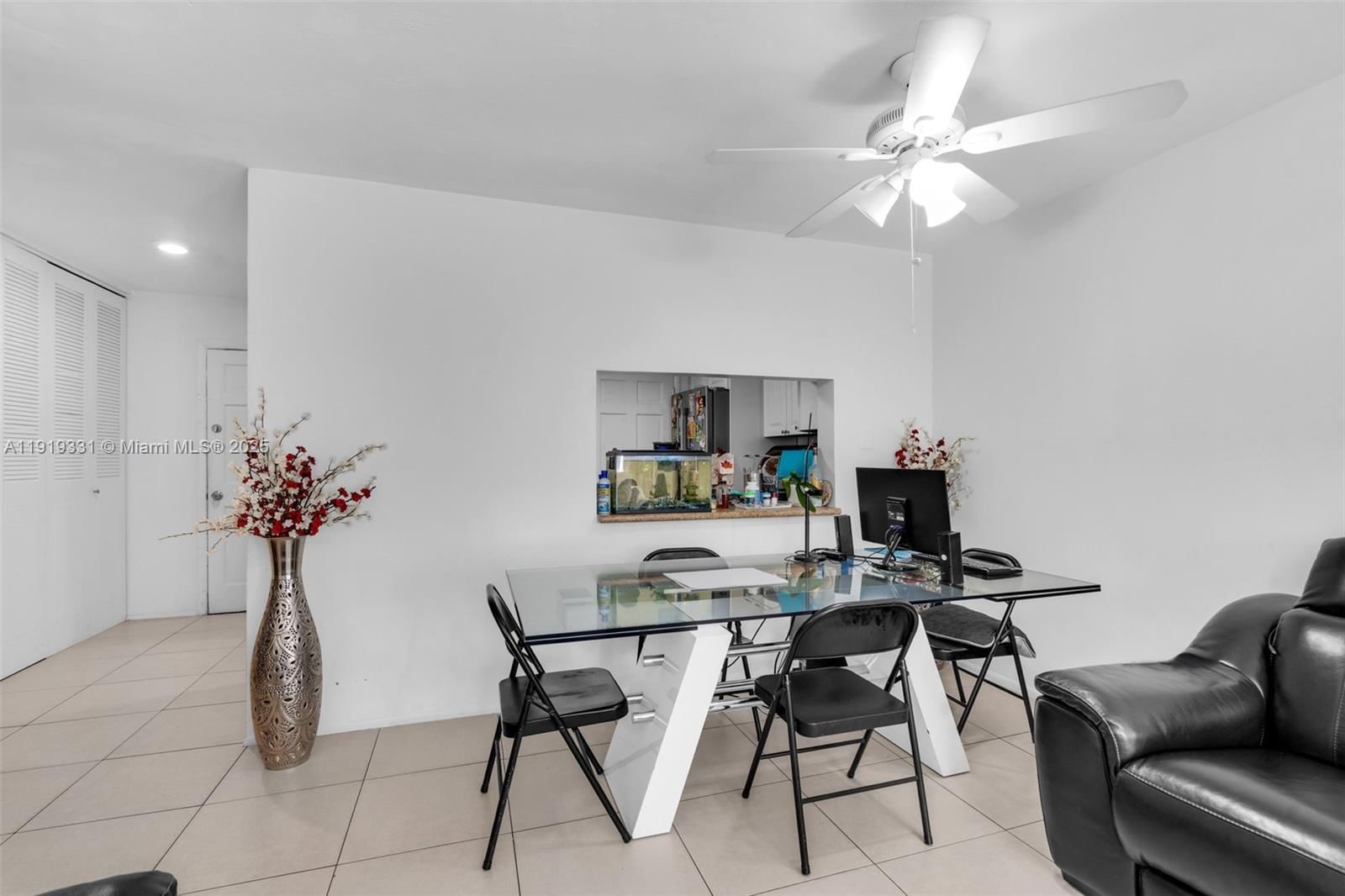 Real estate property located at 9621 77th Ave #204B, Miami-dade, Woodside In Kendall Condo, Miami, FL