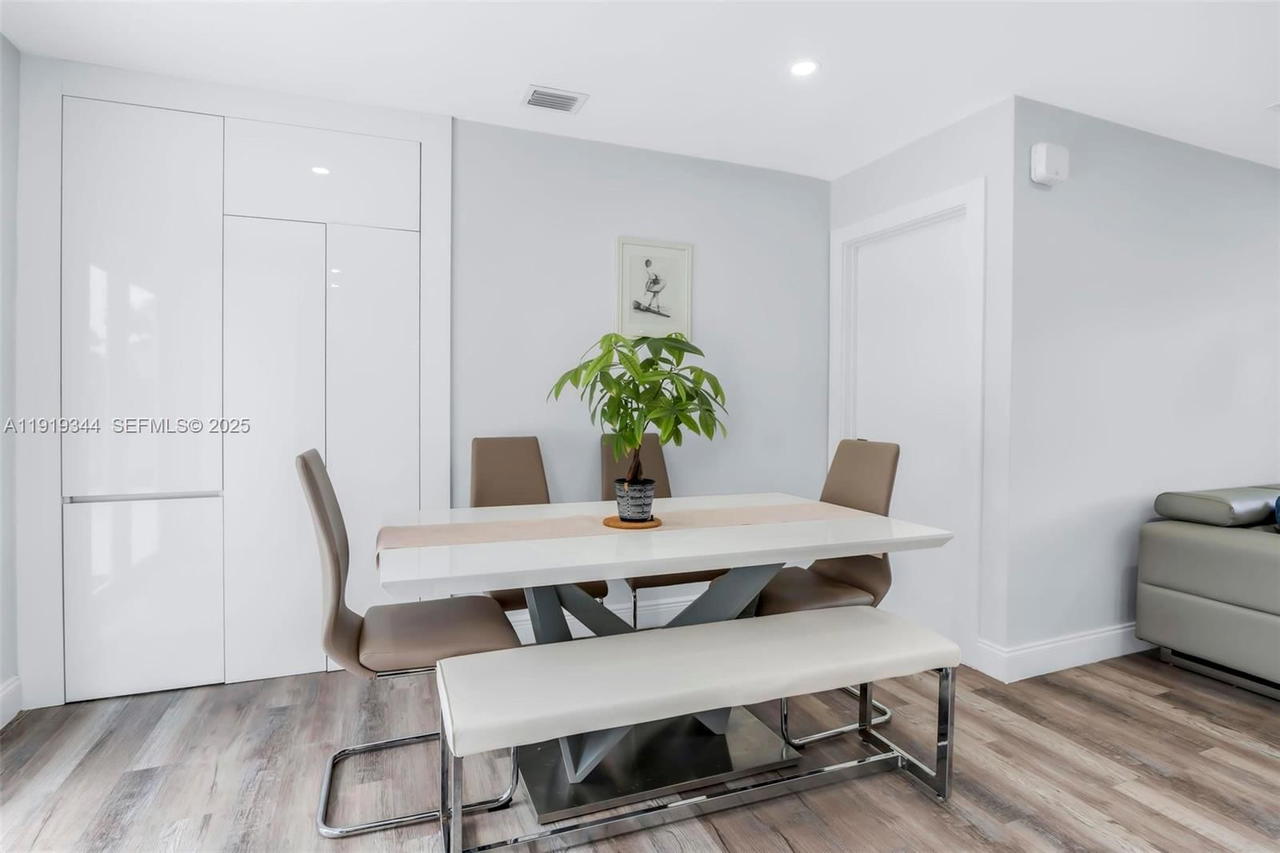 Real estate property located at 330 70th Ave, Broward, Boulevard Heights Sec 7, Hollywood, FL