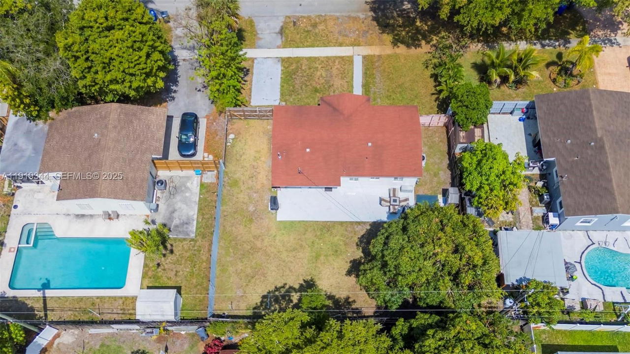 Real estate property located at 330 70th Ave, Broward, Boulevard Heights Sec 7, Hollywood, FL