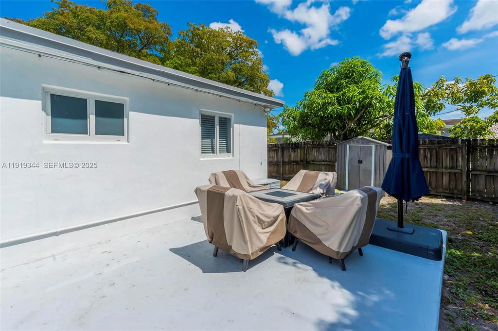 Real estate property located at 330 70th Ave, Broward, Boulevard Heights Sec 7, Hollywood, FL