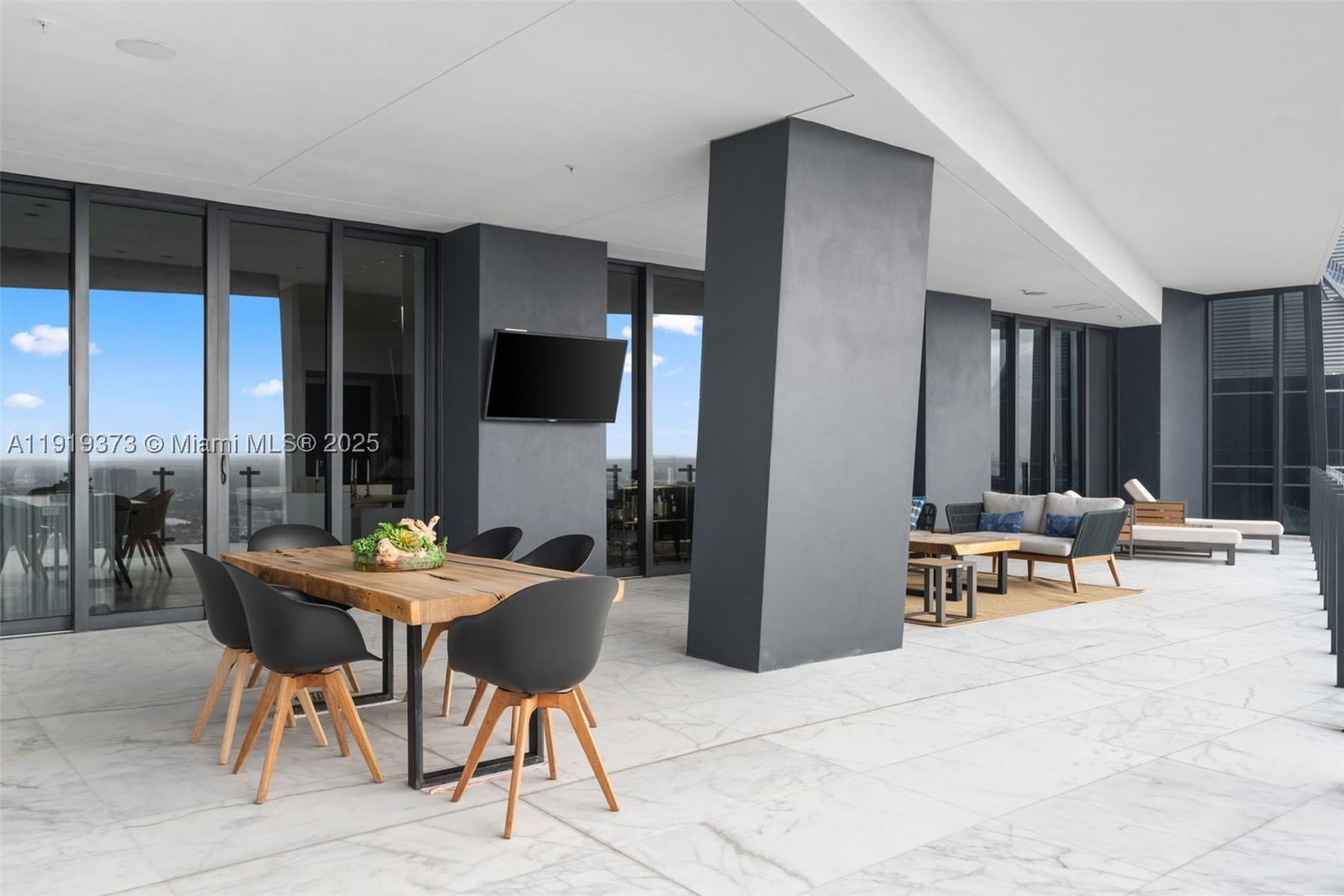 Real estate property located at 17141 Collins Ave #4002, Miami-dade, Muse Condo, Sunny Isles Beach, FL