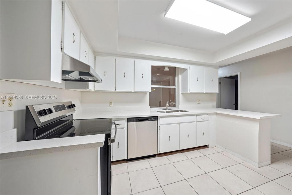 Real estate property located at 7315 Allen Dr, Broward, Boulevard Heights Sec 1, Hollywood, FL