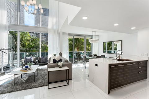 Real estate property located at 200 Biscayne Boulevard Way #303, Miami-dade, Epic West Condo, Miami, FL