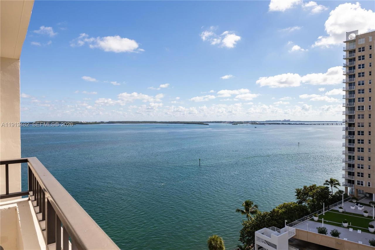 Real estate property located at 520 Brickell Key Dr A1207, Miami-dade, Brickell Key One Condo, Miami, FL