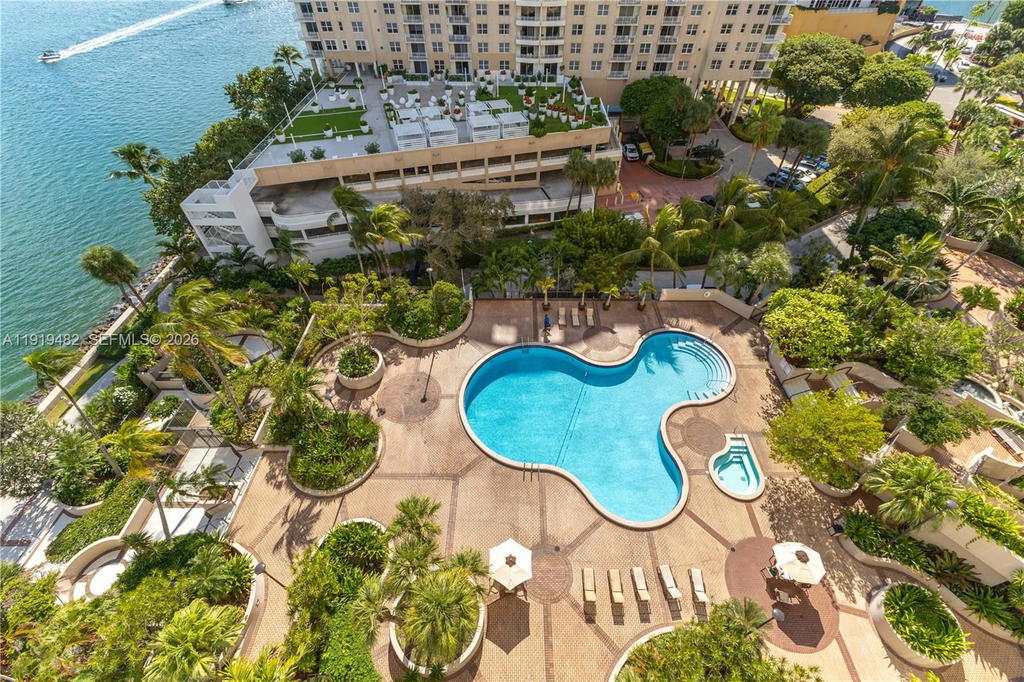 Real estate property located at 520 Brickell Key Dr A1207, Miami-dade, Brickell Key One Condo, Miami, FL
