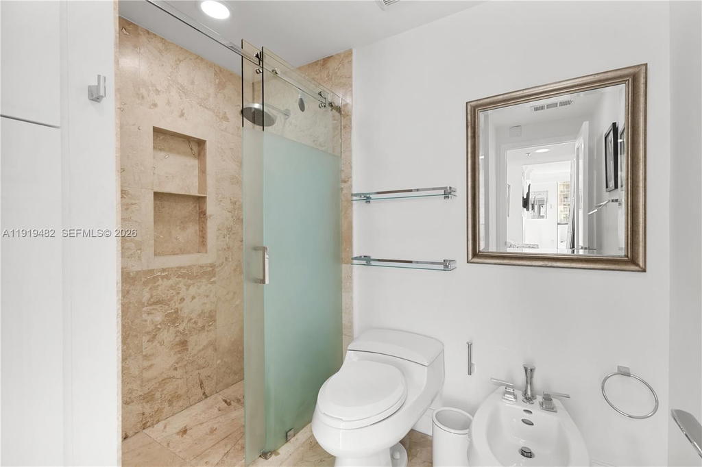 Real estate property located at 520 Brickell Key Dr A1207, Miami-dade, Brickell Key One Condo, Miami, FL