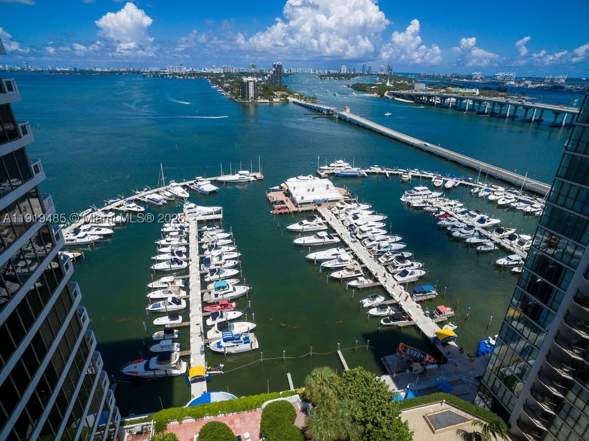 Real estate property located at 1717 Bayshore Dr A-1953, Miami-dade, Venetia Condo, Miami, FL
