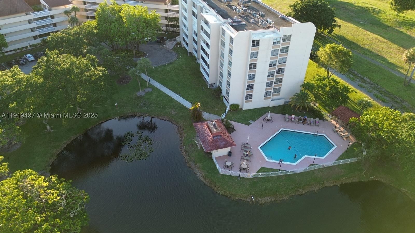 Real estate property located at 7051 Environ Blvd #436, Broward, Environ I Condo 5 And 6, Lauderhill, FL