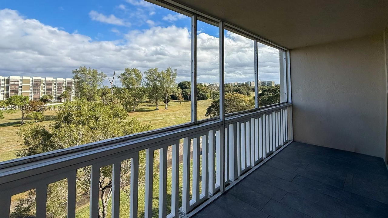 Real estate property located at 7051 Environ Blvd #436, Broward, Environ I Condo 5 And 6, Lauderhill, FL