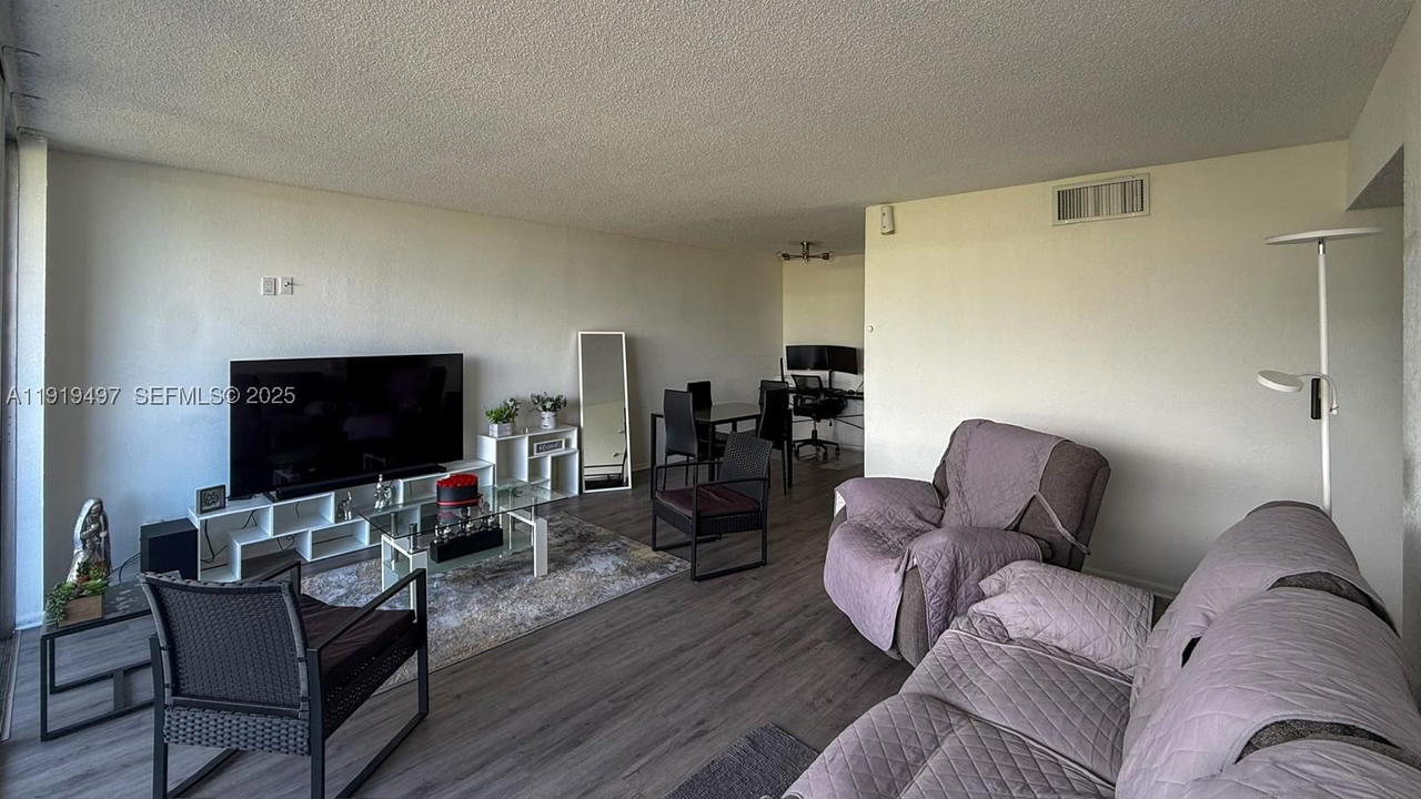 Real estate property located at 7051 Environ Blvd #436, Broward, Environ I Condo 5 And 6, Lauderhill, FL