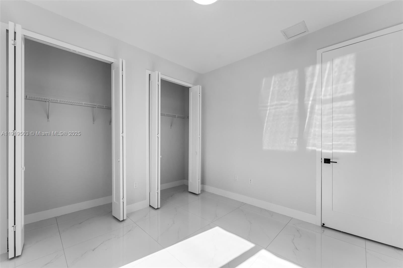 Real estate property located at 12393 220th St, Miami-dade, Oak Shire Homes, Miami, FL